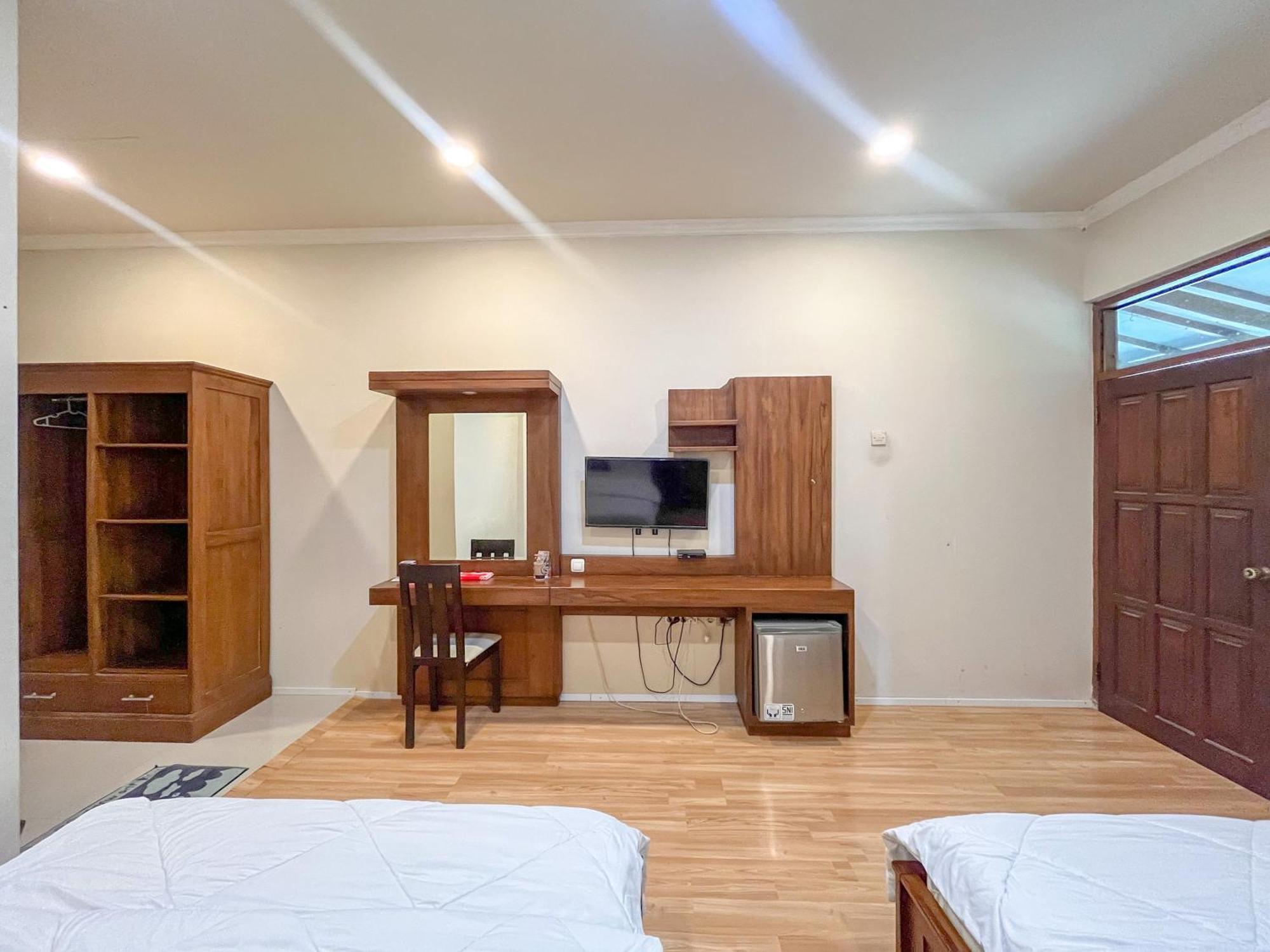 Urbanview Hotel Kumala Banyuwangi By Reddoorz Zewnętrze zdjęcie