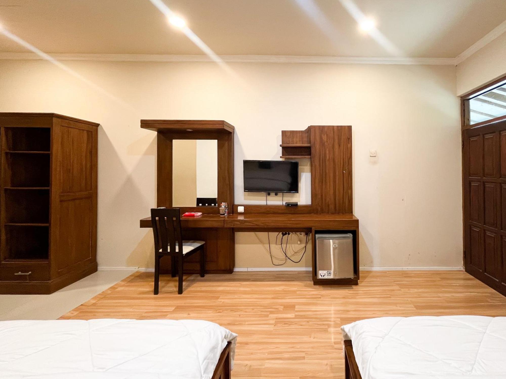 Urbanview Hotel Kumala Banyuwangi By Reddoorz Zewnętrze zdjęcie